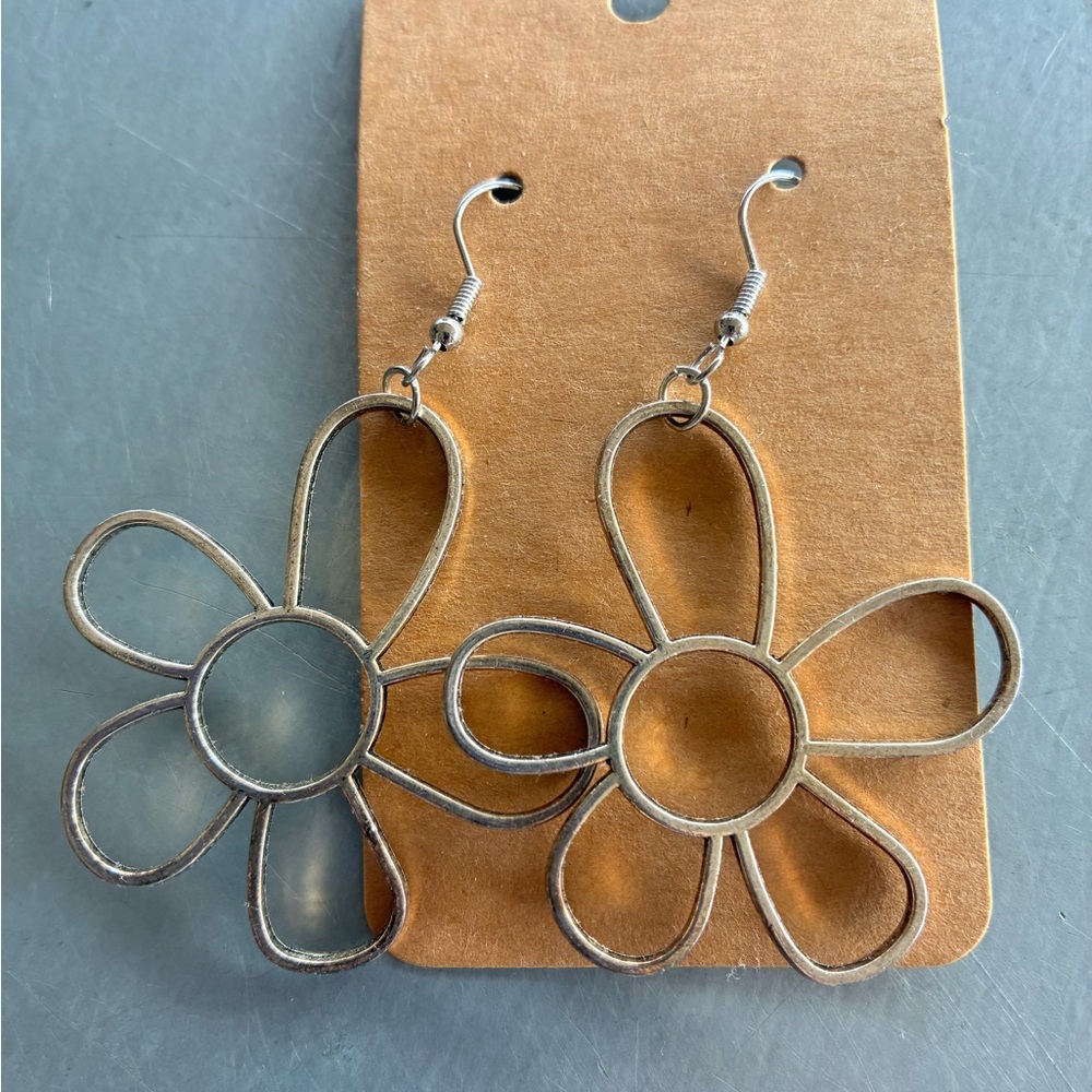 Silver Flower Earrings